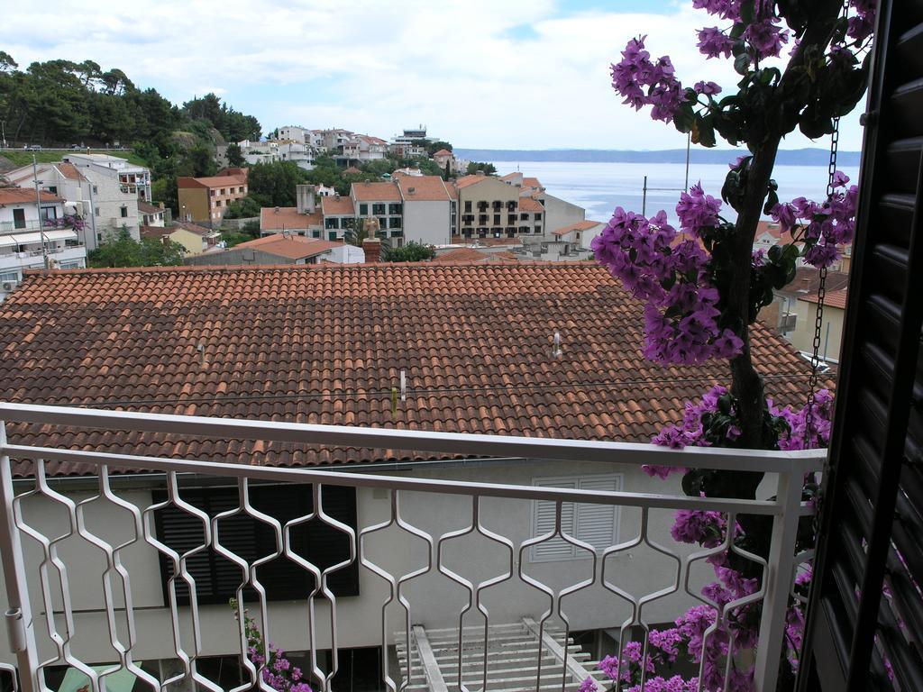 Apartments Dobrila Podgora Exterior photo
