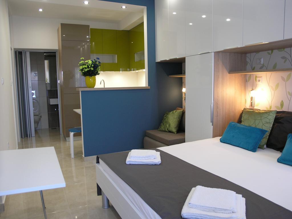 Apartments Dobrila Podgora Exterior photo