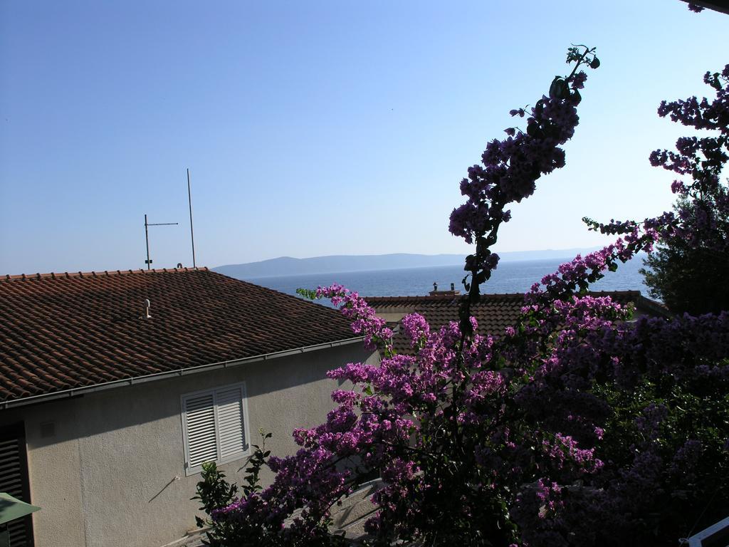 Apartments Dobrila Podgora Exterior photo